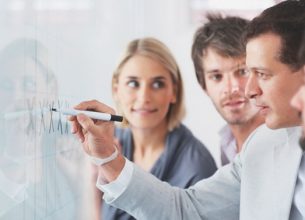 Leadership et management : Focus sur les prophéties auto-réalisatrices