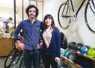 Un cyclo café qui pédale à vive allure !