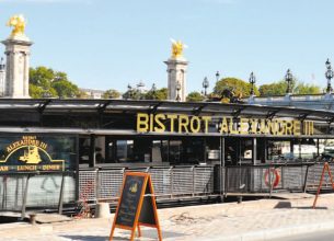 Fleuron de la bistronomie parisienne sur la Seine