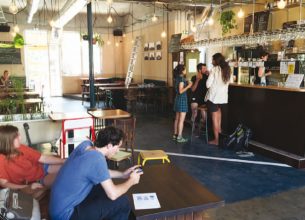 Un lieu coopératif, territoire des micro-brasseries régionales