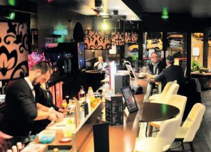 La renaissance d’un bar lounge à l’offre et aux cocktails qualitatifs