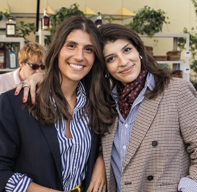 Tara et Mona Gaouaoui, Groupe Les Bistrots pas Parisiens