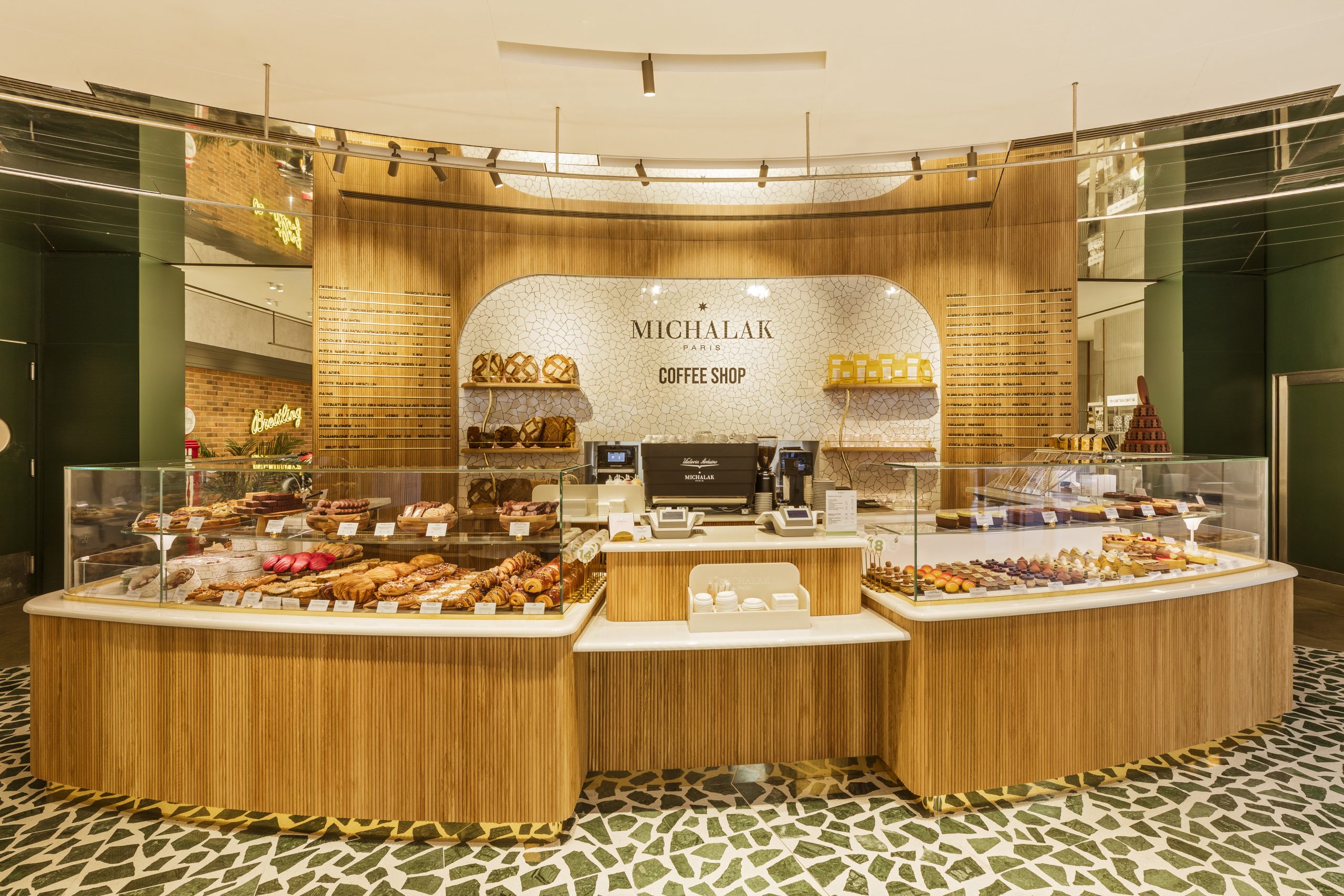 Christophe Michalak ouvre un coffee shop
