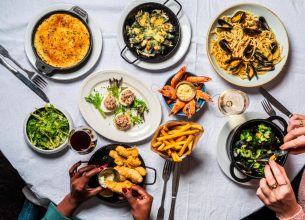 En novembre, Léon se transforme en Bouillon