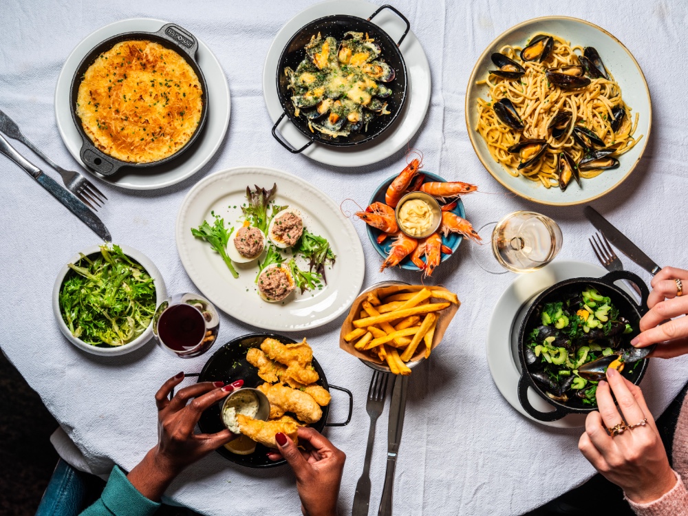 En novembre, Léon se transforme en Bouillon