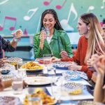 [Décryptage légal] Diffuser de la musique au restaurant : cadre et obligations