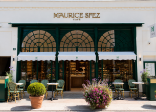 Maurice Sfez Café à la conquête de Deauville